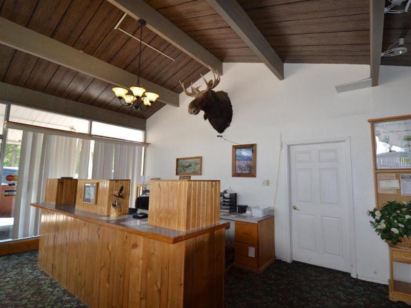 Motel Dude & Roundup West Yellowstone Exterior foto