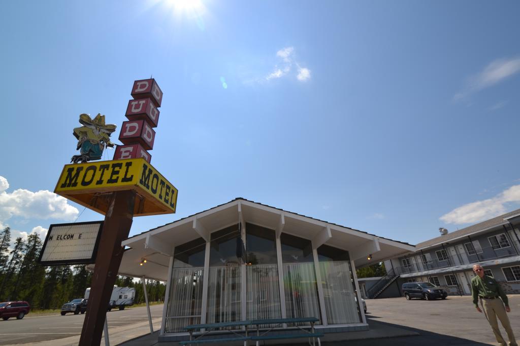 Motel Dude & Roundup West Yellowstone Exterior foto
